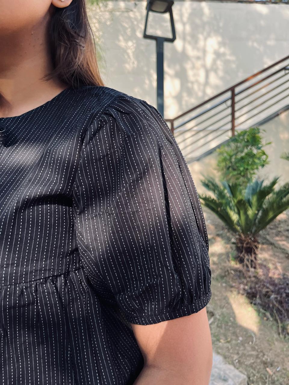 BLACK BOW TOP 